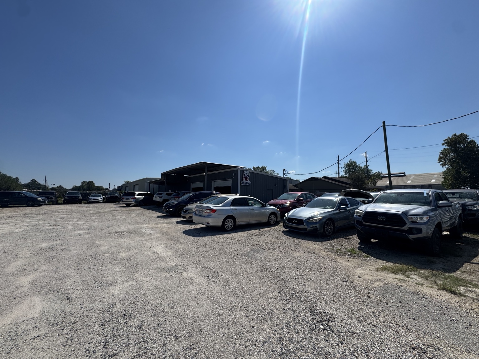Cars available at H6 Motors